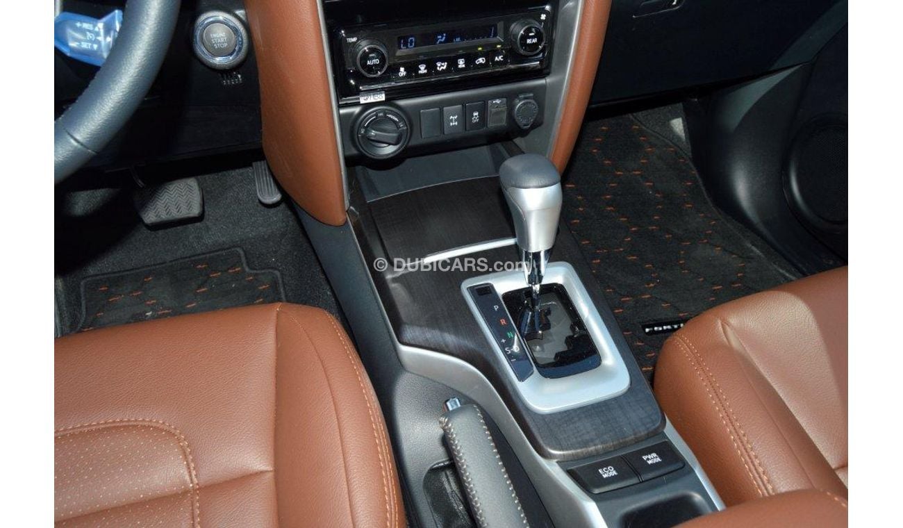 تويوتا فورتونر SR5 Luxury 2.4L Automatic