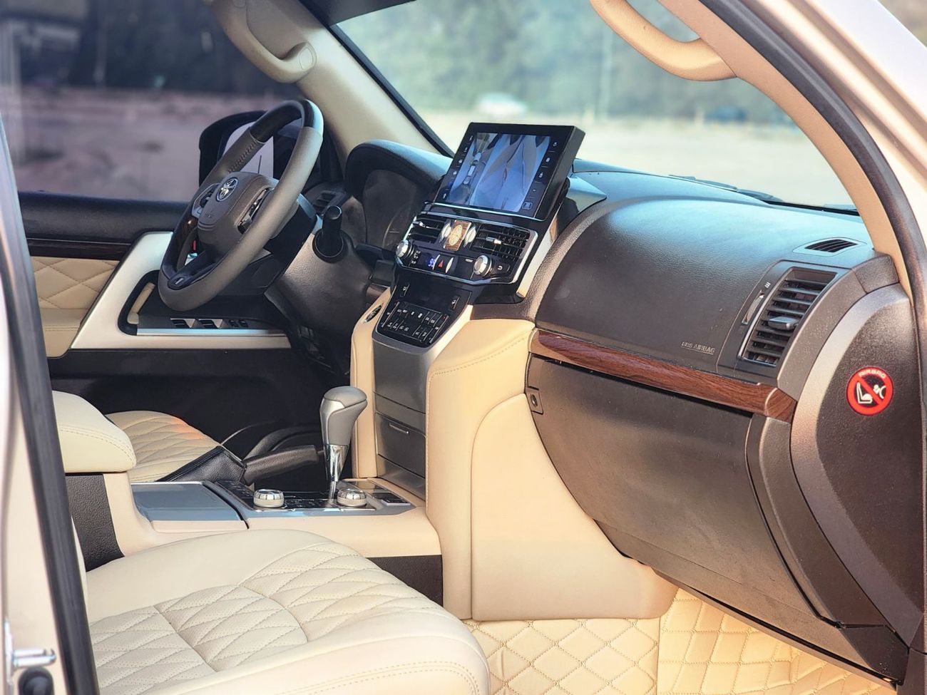 Toyota Land Cruiser GXR V8 MODEL 2010 UPGRADE 2024