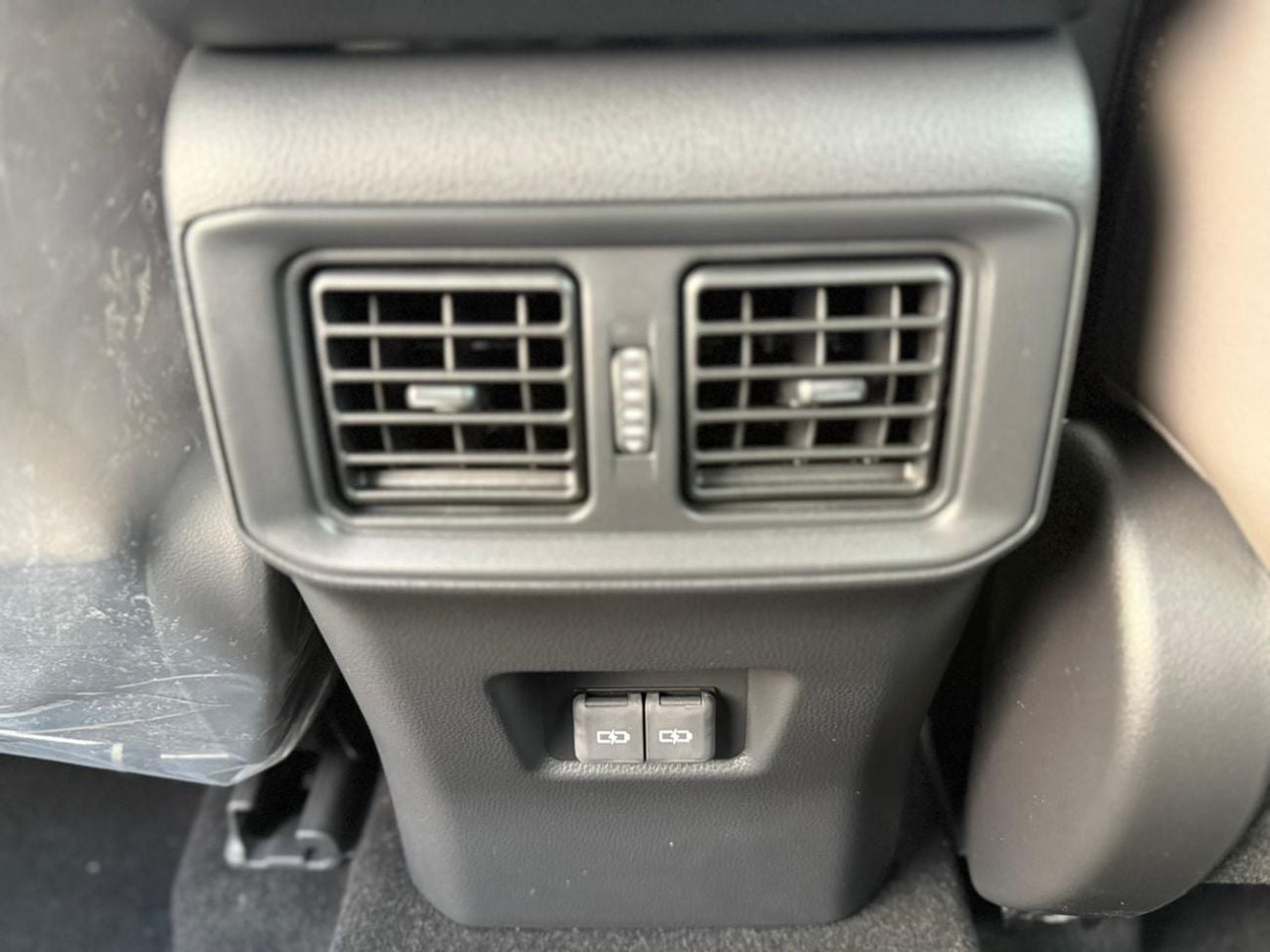 Toyota RAV4 2.5L Adventure With Rader (Saudi spec)