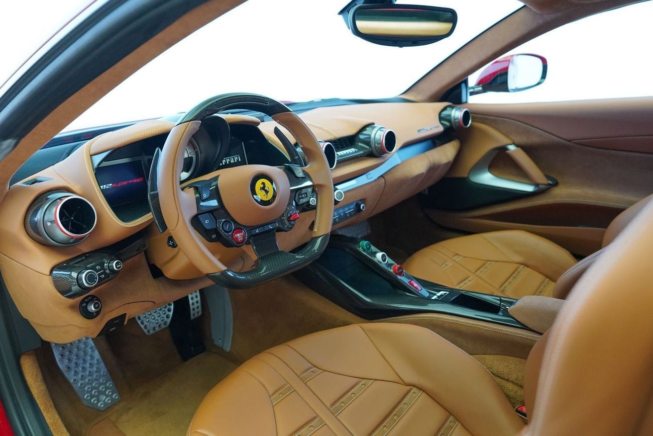 فيراري 812  سوبرفاست