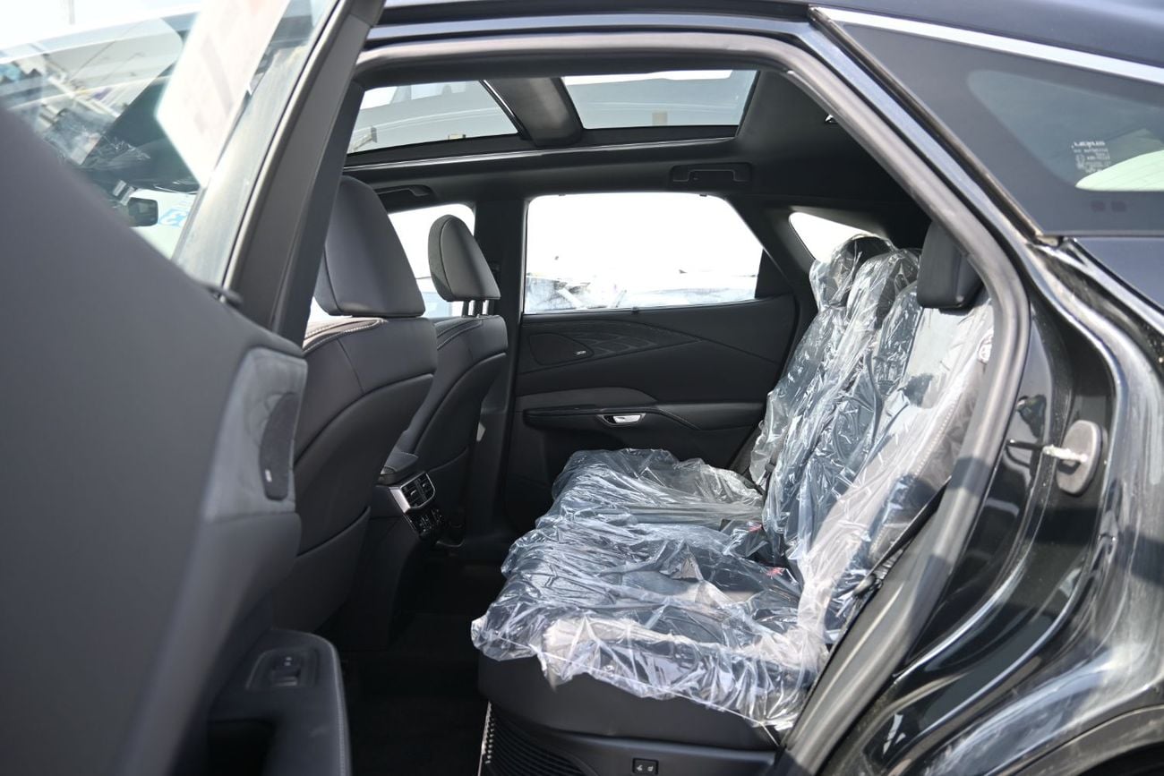 لكزس RX 350h Lexus RX350h Platinum 2.5L Hybrid, AWD Model 2025