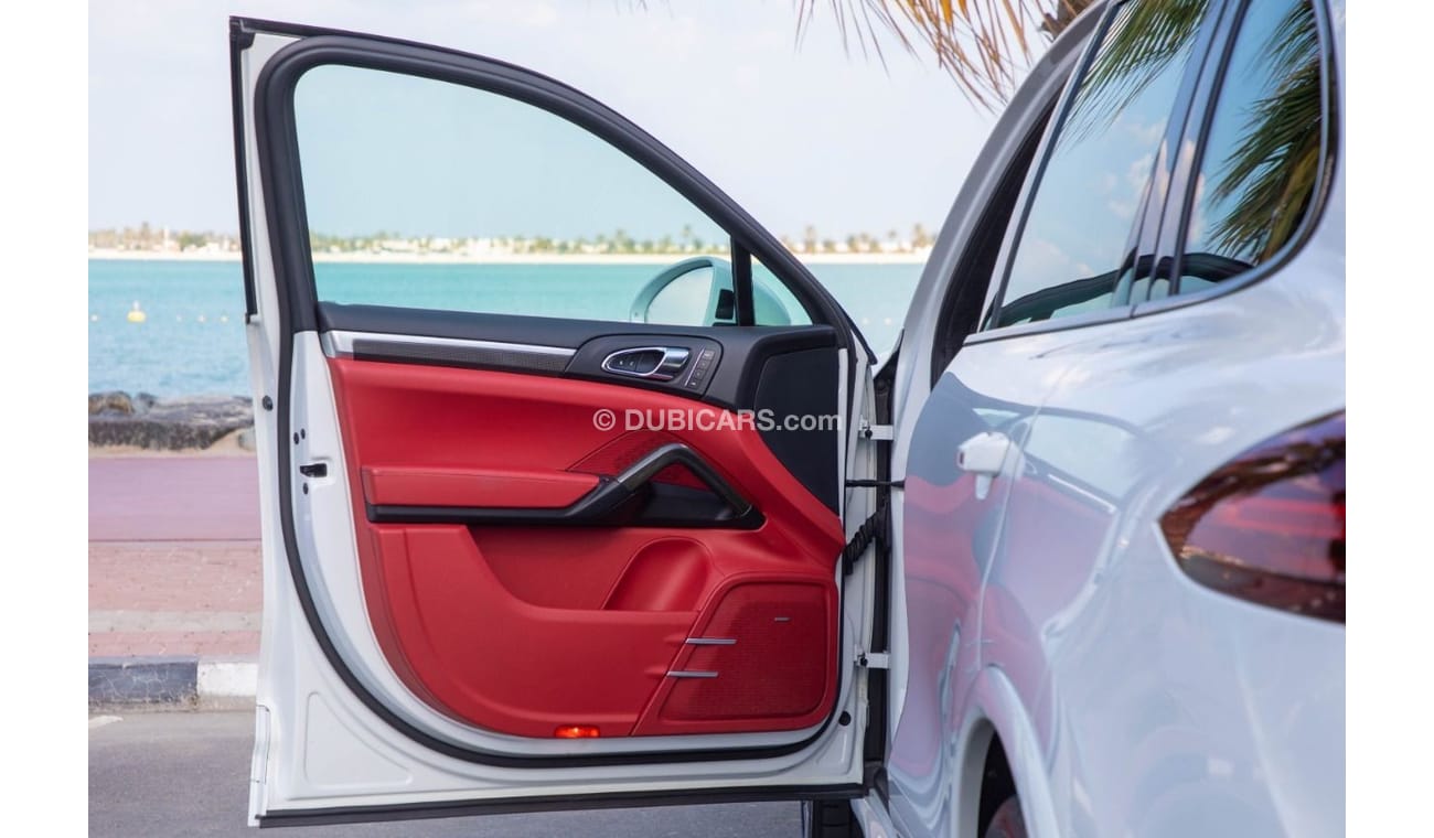 بورش كايان بورش كايان جي تي اس خليجي كامل المواصفات، كامل سرفيس الوكالة