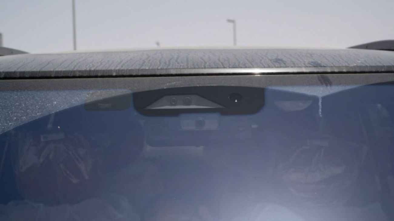 روكس 01 PRESTIGE VIP PLUG-IN HYBRID 1.5L Petrol Turbo Engine Electric Range 235KM FOR LOCAL تسجيل محلي