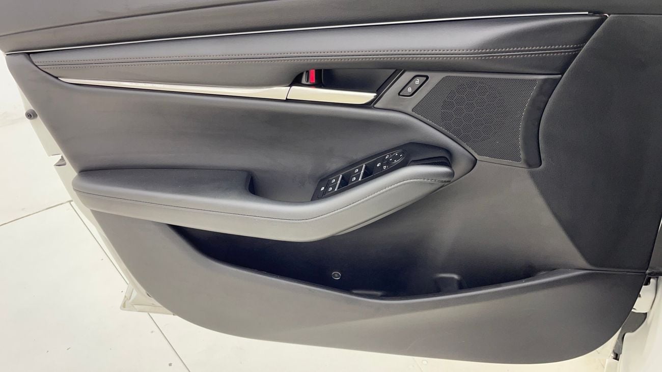 مازدا 3 EVOLVE 2 | بدون دفعة مقدمة | اختبار القيادة في المنزل