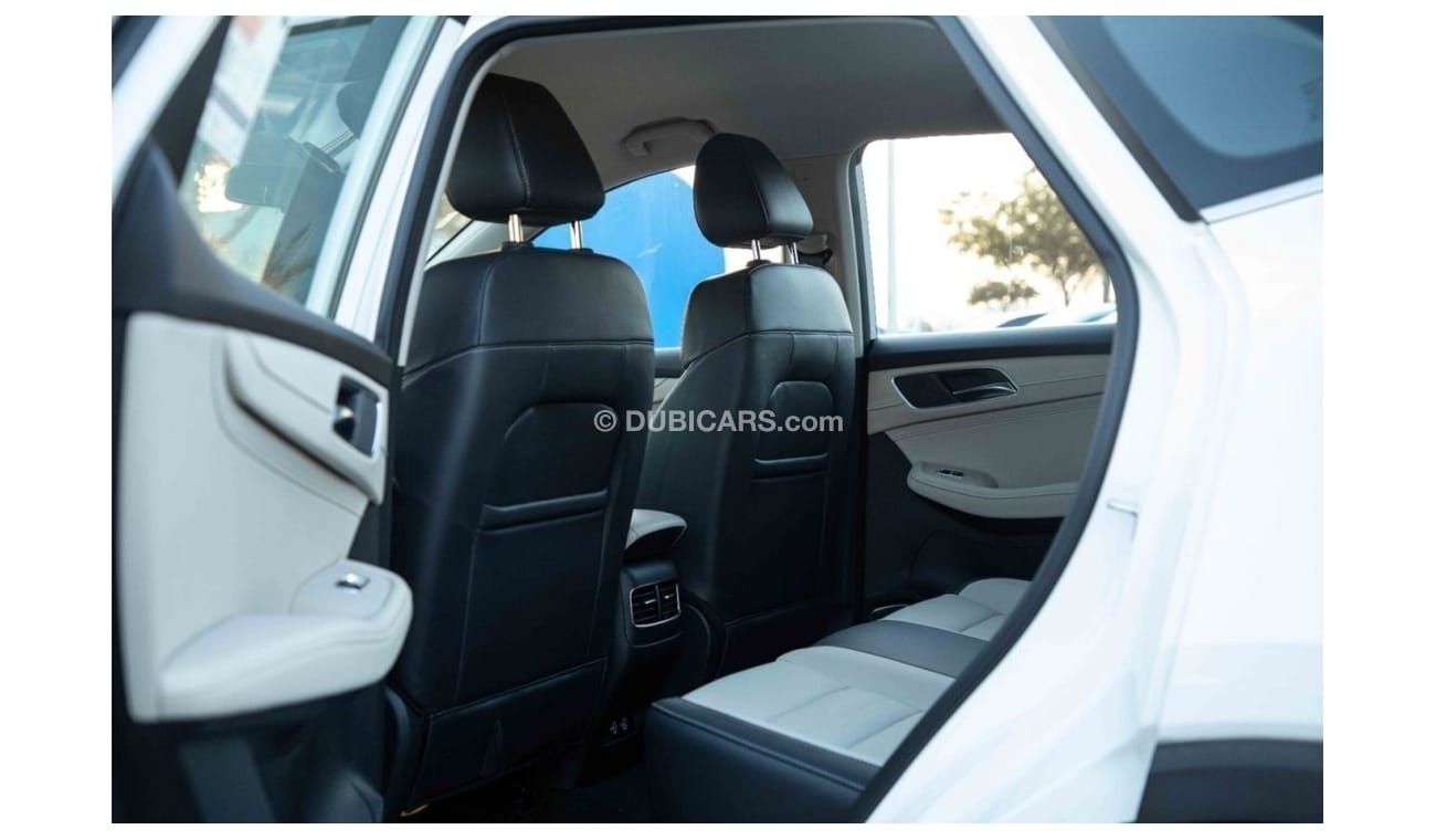 MG HS 2023 MG HS 4X2 2.0T LUXURY - White Inside Beige // 3 Years Warranty Or 100,000 KM , 1 Year Service ,