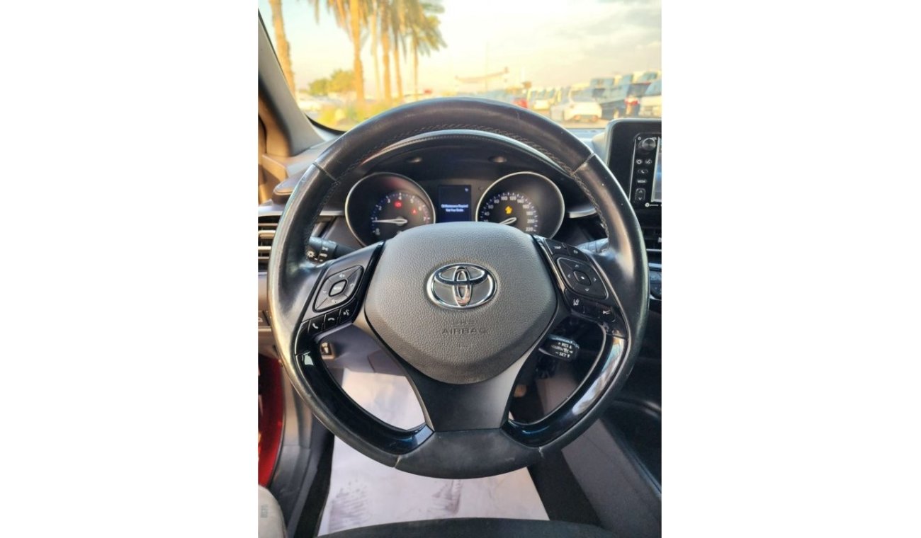 Toyota C-HR TOYOTA CHR 2018 FULL OPTION