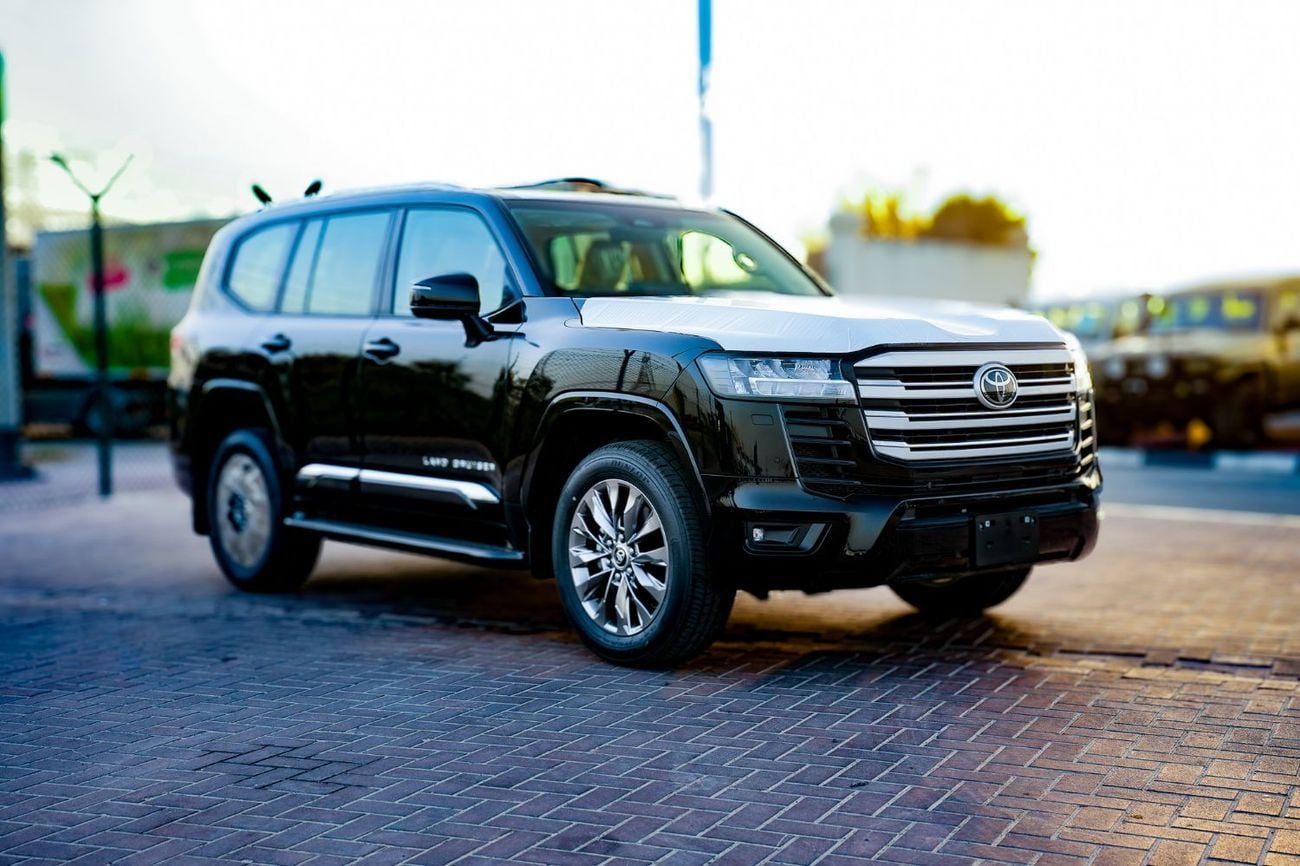 Toyota Land Cruiser GXR oyota Land Cruiser LC300 JPL RADAR 3.5L Twin Turbo