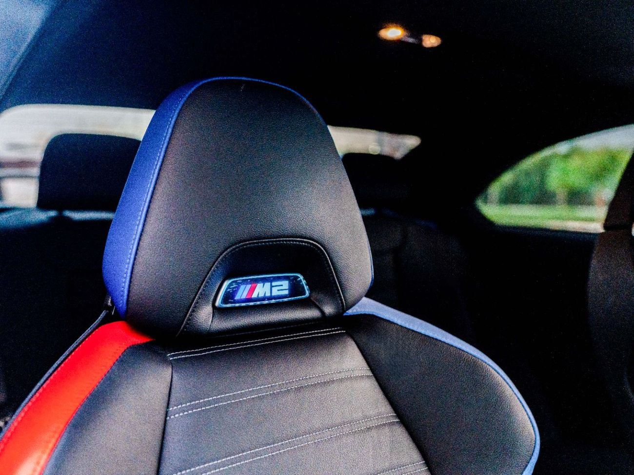 بي أم دبليو M2