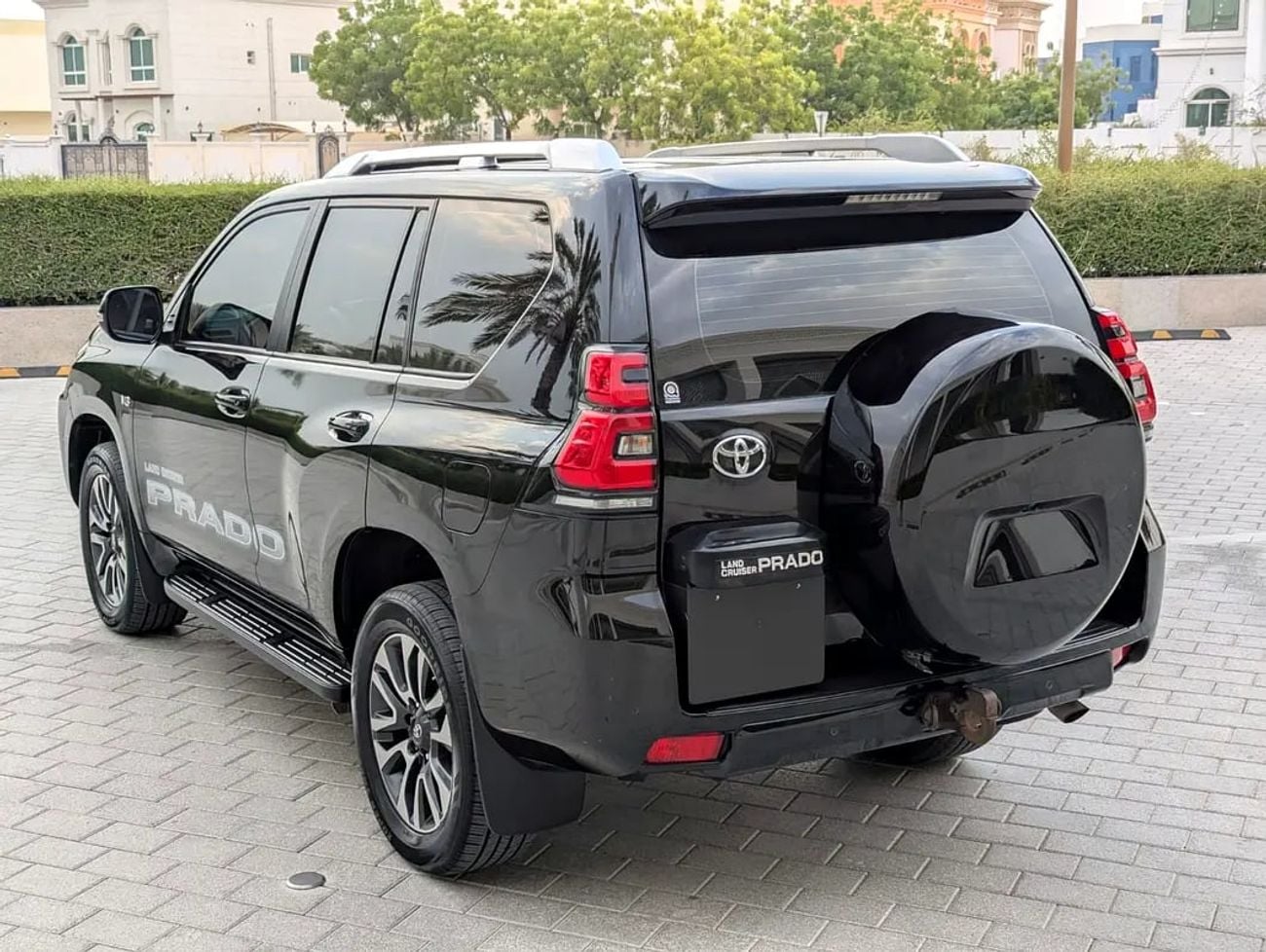 Toyota Prado TX-L Top Full Option GCC specs V6 4.0L Excellent Condition