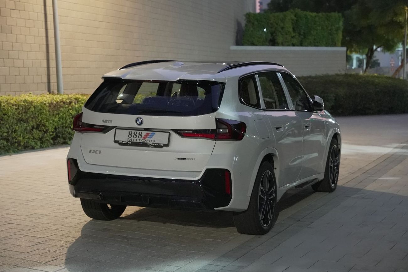 بي أم دبليو iX1 2026 BMW iX1 xDrive30L M Sport kit 2WD 0Km