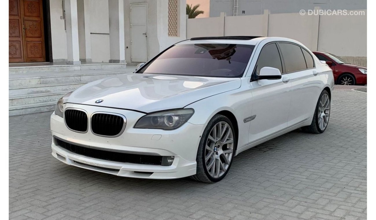 BMW 750Li BMW 750 LI / BODY KIT ALBAIN / 2012 / GCC / IN VERY GOOD CONDITION