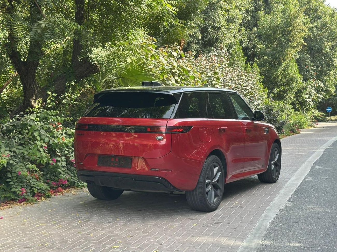 Land Rover Range Rover Sport 2024 Range Rover Sport Autobiography | V6 D350 Diesel | 350 HP | 29,000 KM | Perfect Condition