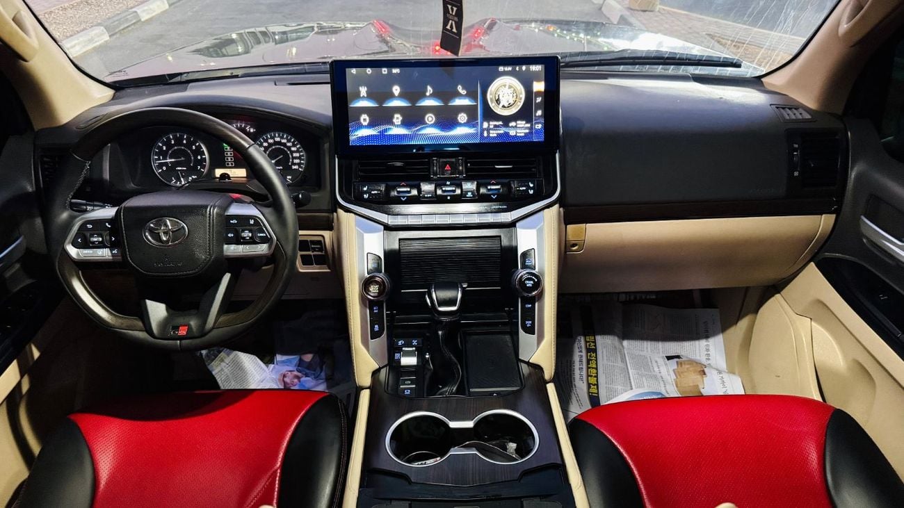 تويوتا لاند كروزر -