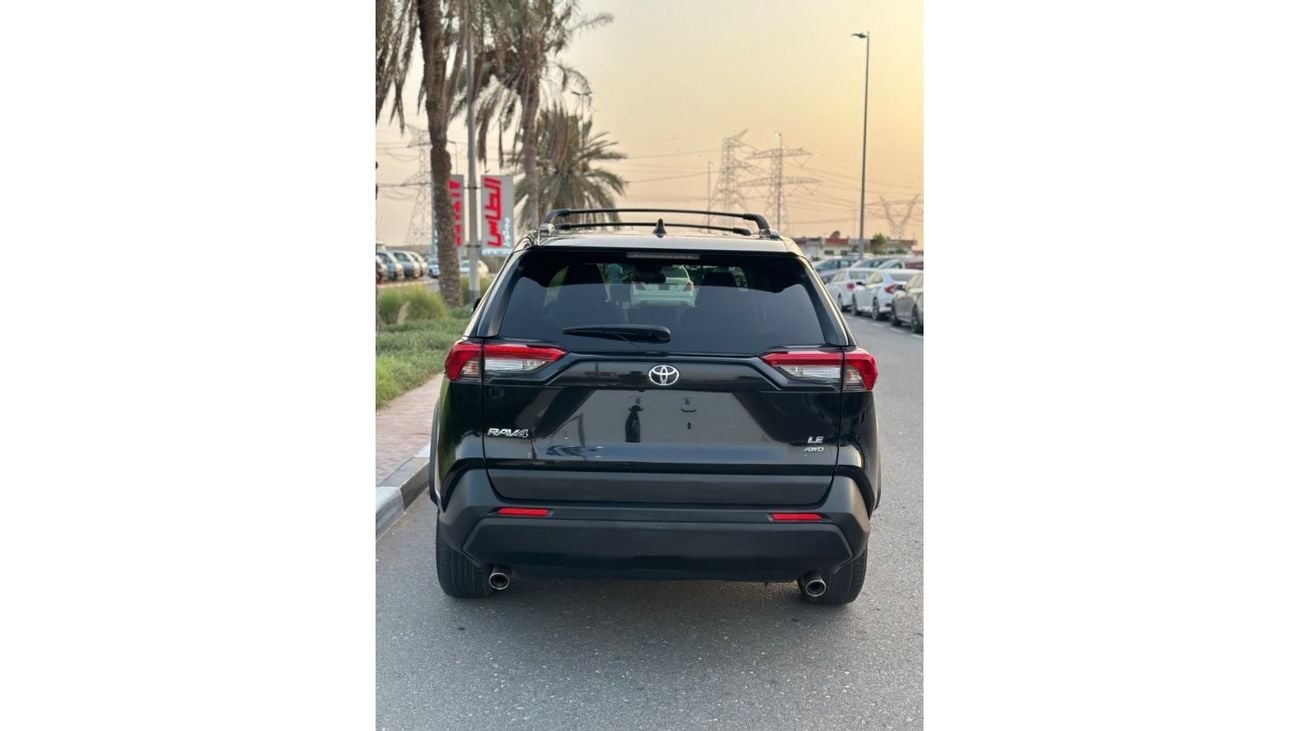 تويوتا راف ٤ LE