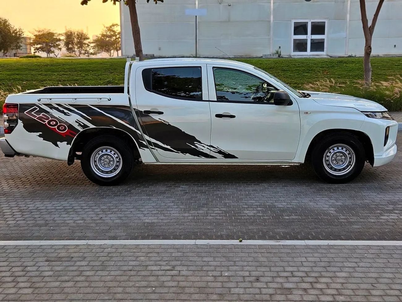 ميتسوبيشي L200 GL