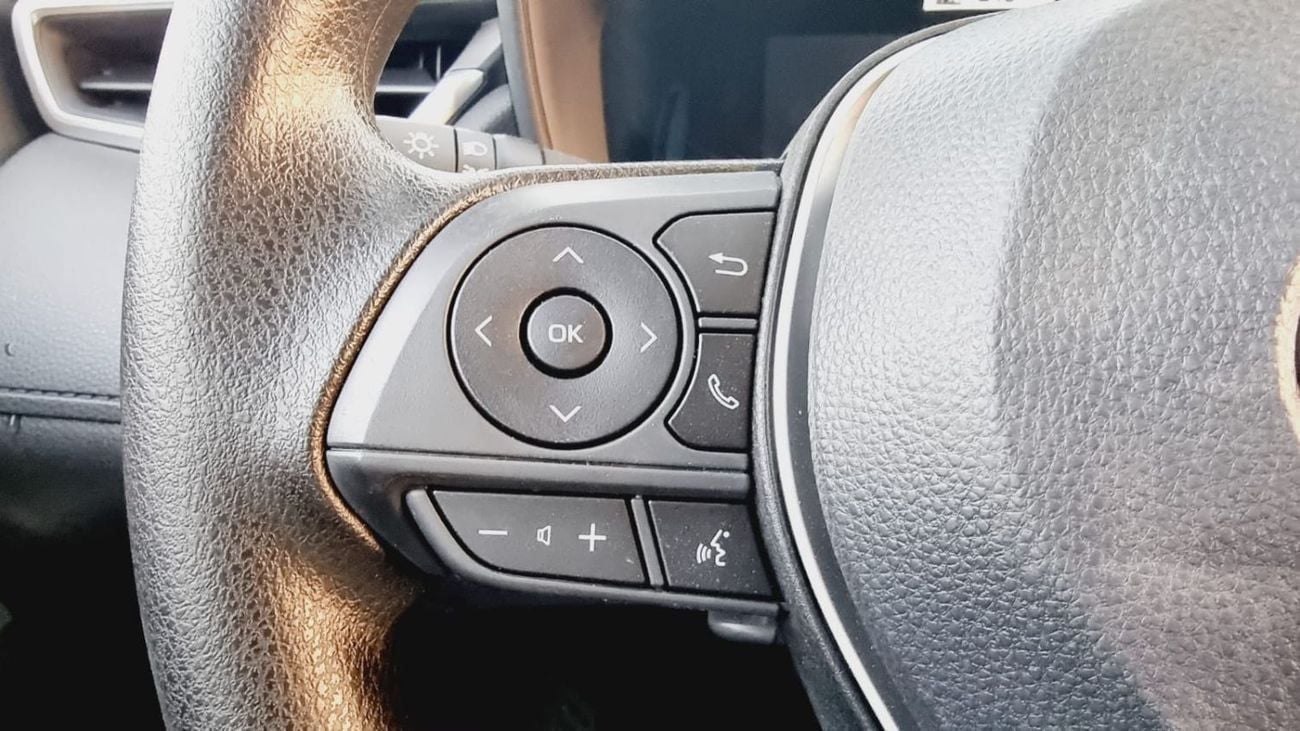 تويوتا كورولا كروس TOYOTA COROLLA CROSS 2.0L HYBRID WITH RADAR MY 2025