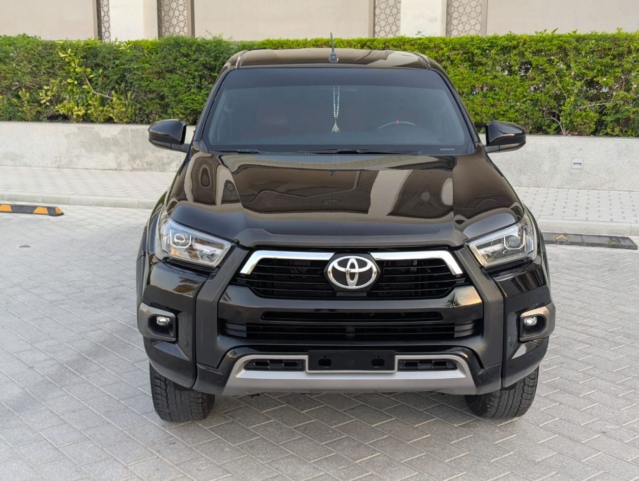 Toyota Hilux GLX 2018 Toyota Hilux Adventure GCC Specs Facelifted 2026 V4 2.7L Interior and Exterior Well-maintaind