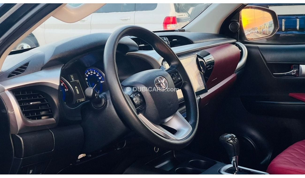 Toyota Hilux TRD 2018 Adventure GCC V6 4.0L Petrol Push Start [LHD] AT 4x4 Leather Seats Premium Condition