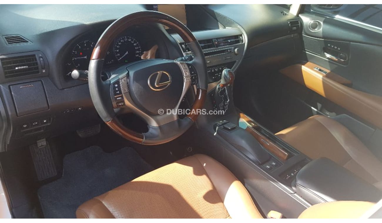 Lexus RX350 2013 model Full options panorama roof Gcc specs