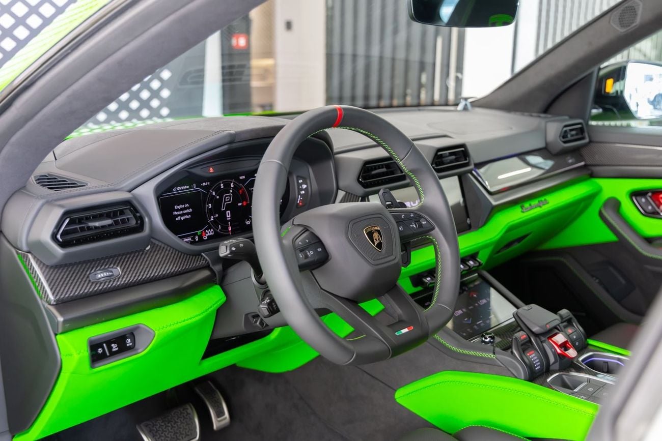 Lamborghini Urus SE Lamborghini Urus SE | 2026 | European Specs | V8 4.0L Twin Turbo 800HP | SUV PHEV | AWD