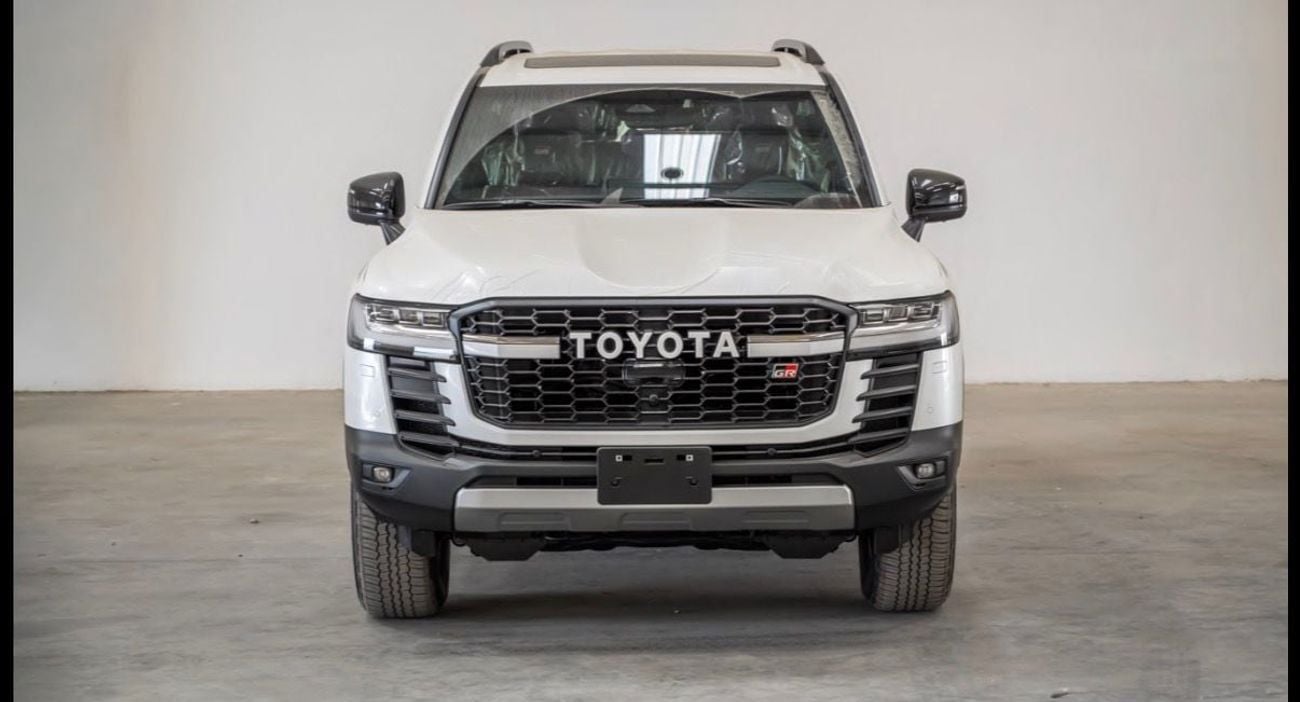 تويوتا لاند كروزر LAND CRUISER GR SPORT 3.3L DIESEL 2026