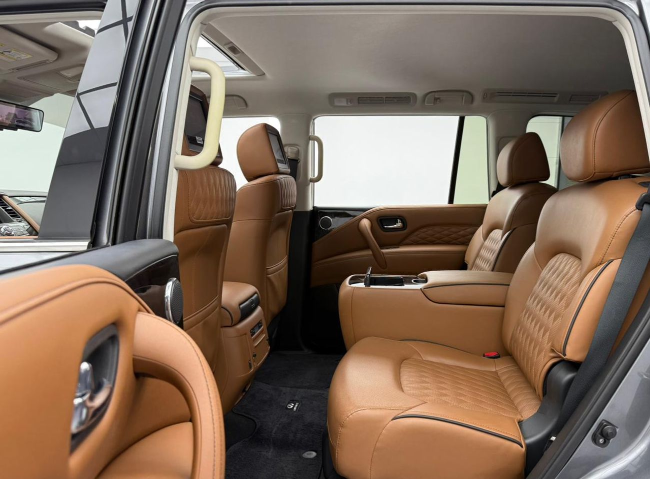 Infiniti QX80 Luxe 7st 5.6L 2020 Infiniti QX80, 2026 Infiniti Warranty, Full Infiniti Service History, Very Low Km