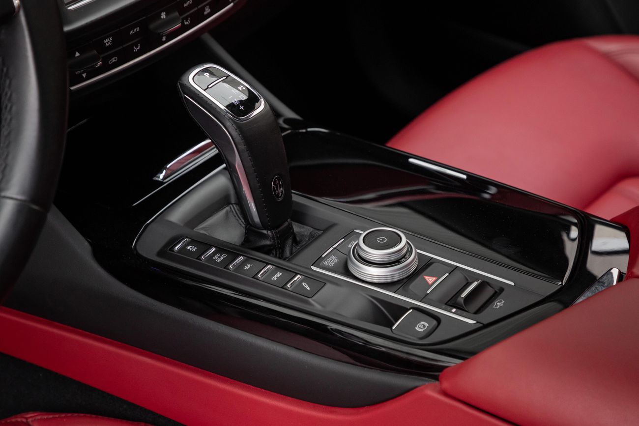 مازيراتي ليفونت Levante GT Hybrid | 3,682 P.M | 0% Downpayment | LEVANTE GT HYBRID | WARRANTY!