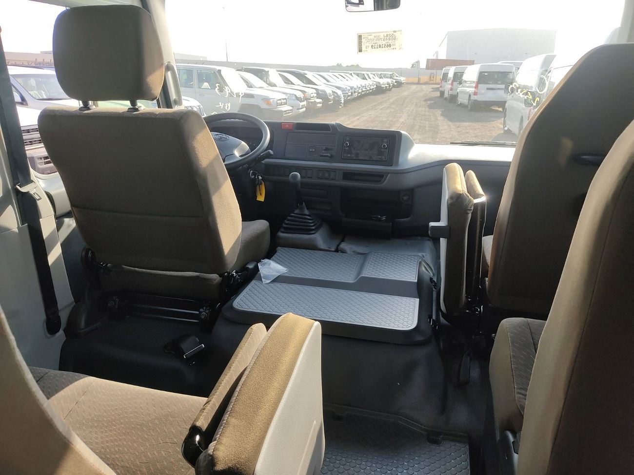 تويوتا كوستر TOYOTA COASTER 2.7 MT 30 SEATS WHITE 2024 * EXPORT ONLY AFRICA *