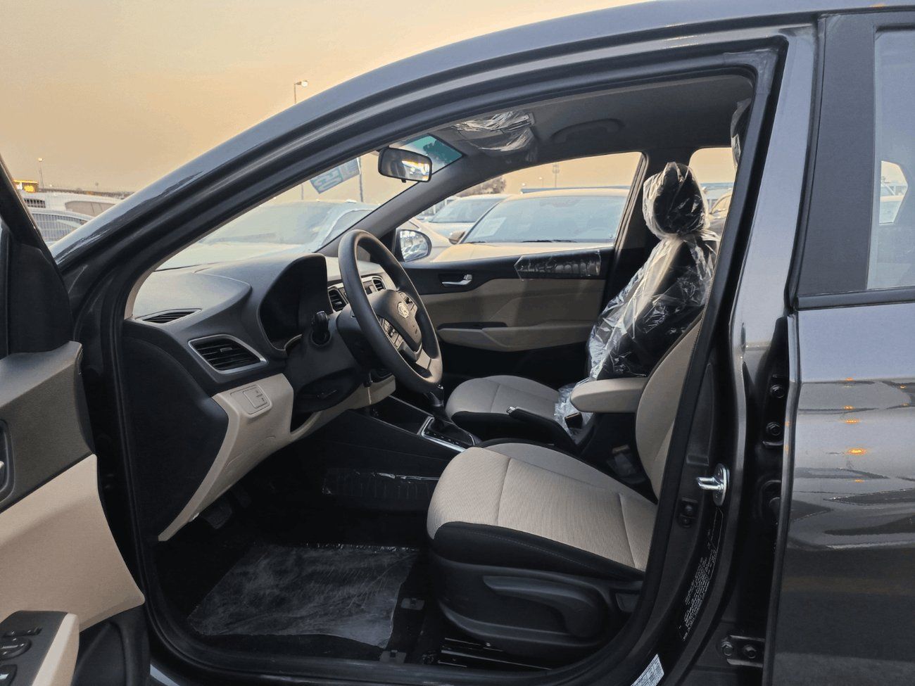 هيونداي أكسنت 1.6L | AVAILABLE FOR UAE | BRAND NEW/ ALLOY RIMS