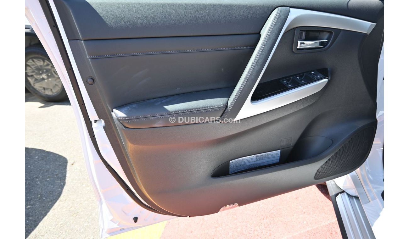 Mitsubishi Pajero Mitsubishi Pajero Sport 2.4L Diesel, SUV, 4WD, 5Doors, Cruise Control, Lane Assist, Front Electric S