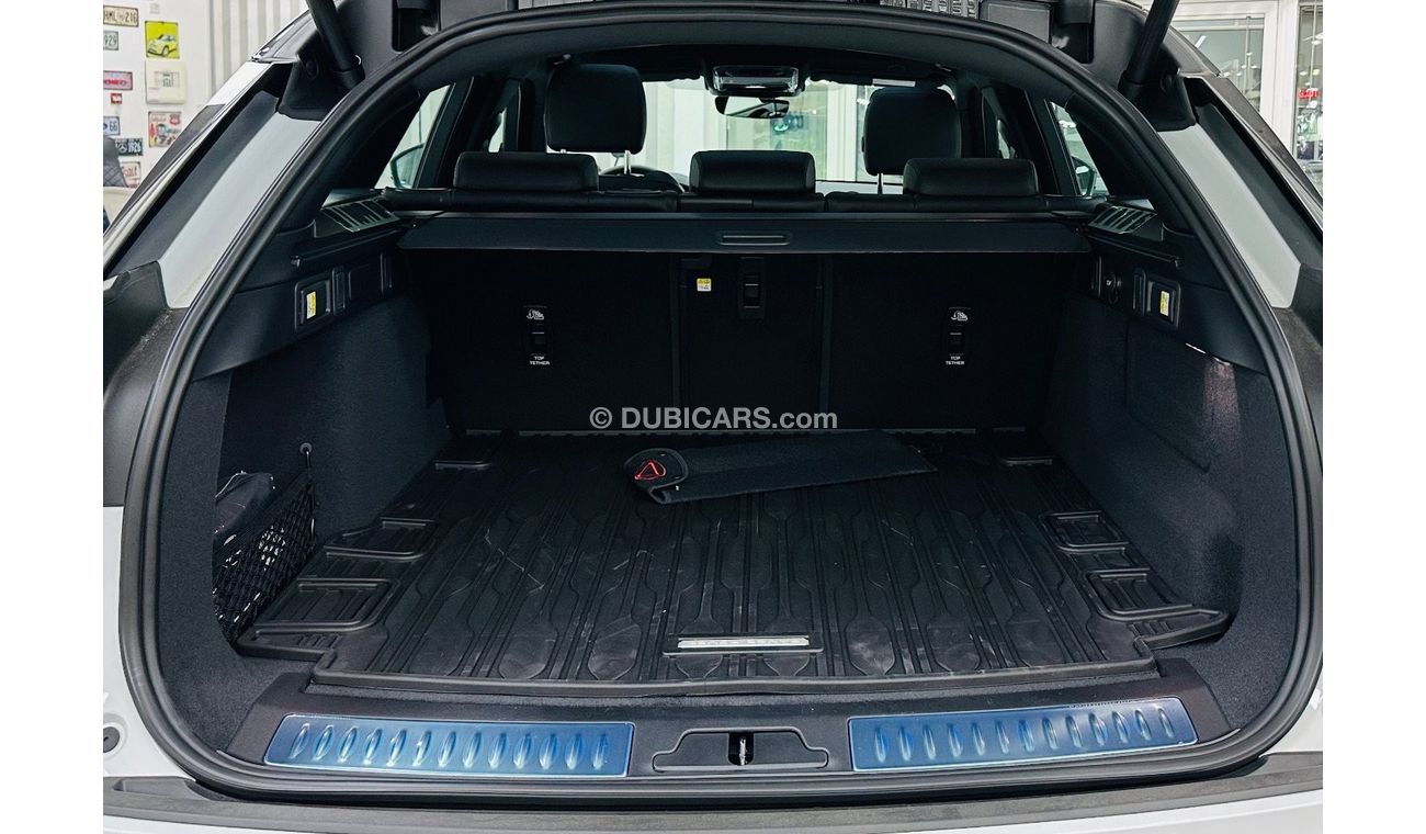 Land Rover Range Rover Velar GCC .. Warranty .. Service .. R Dynamic .. Brand New .