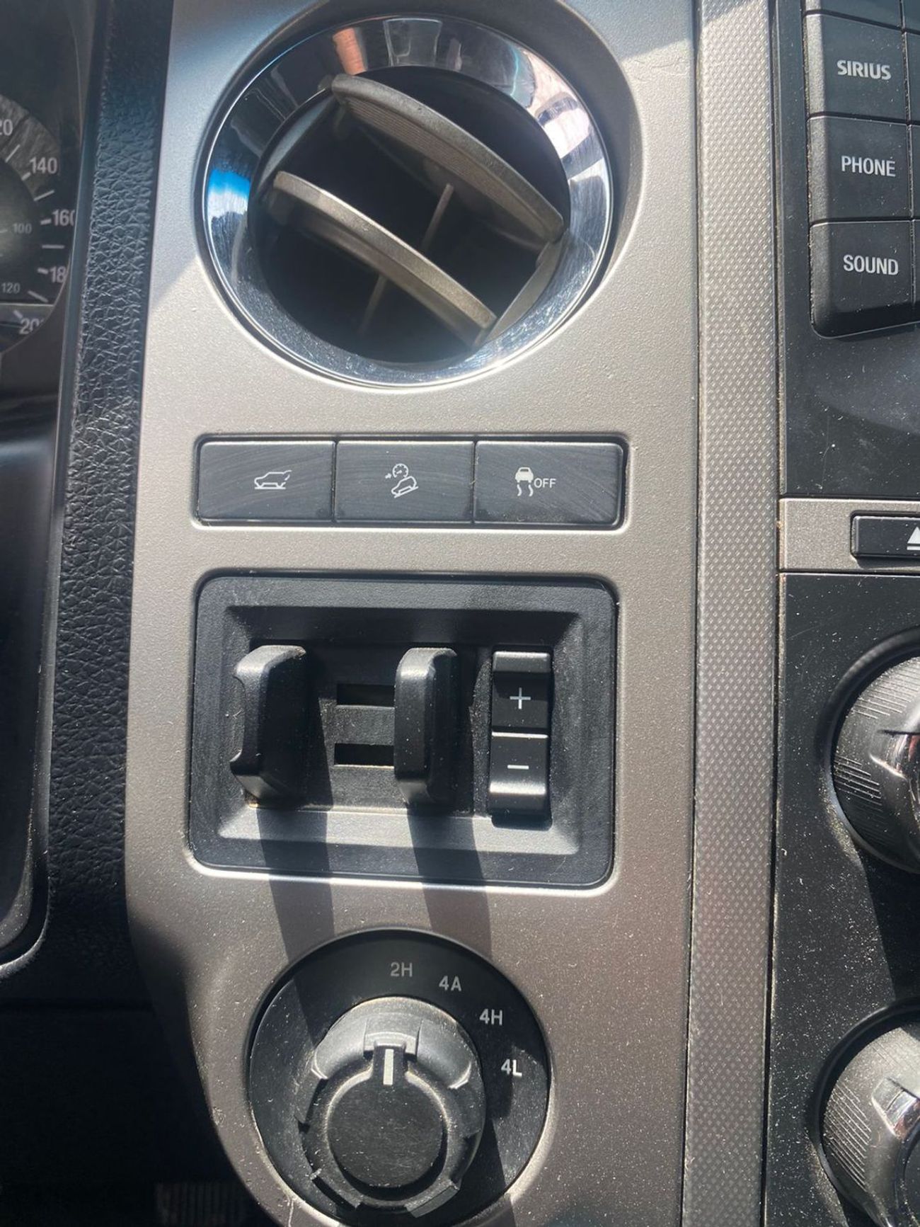 فورد إكسبيديشن XLT 3.5L