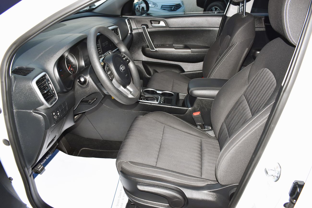 Kia Sportage AED 1279 PM | 2.4L LX AWD GCC DEALER WARRANTY