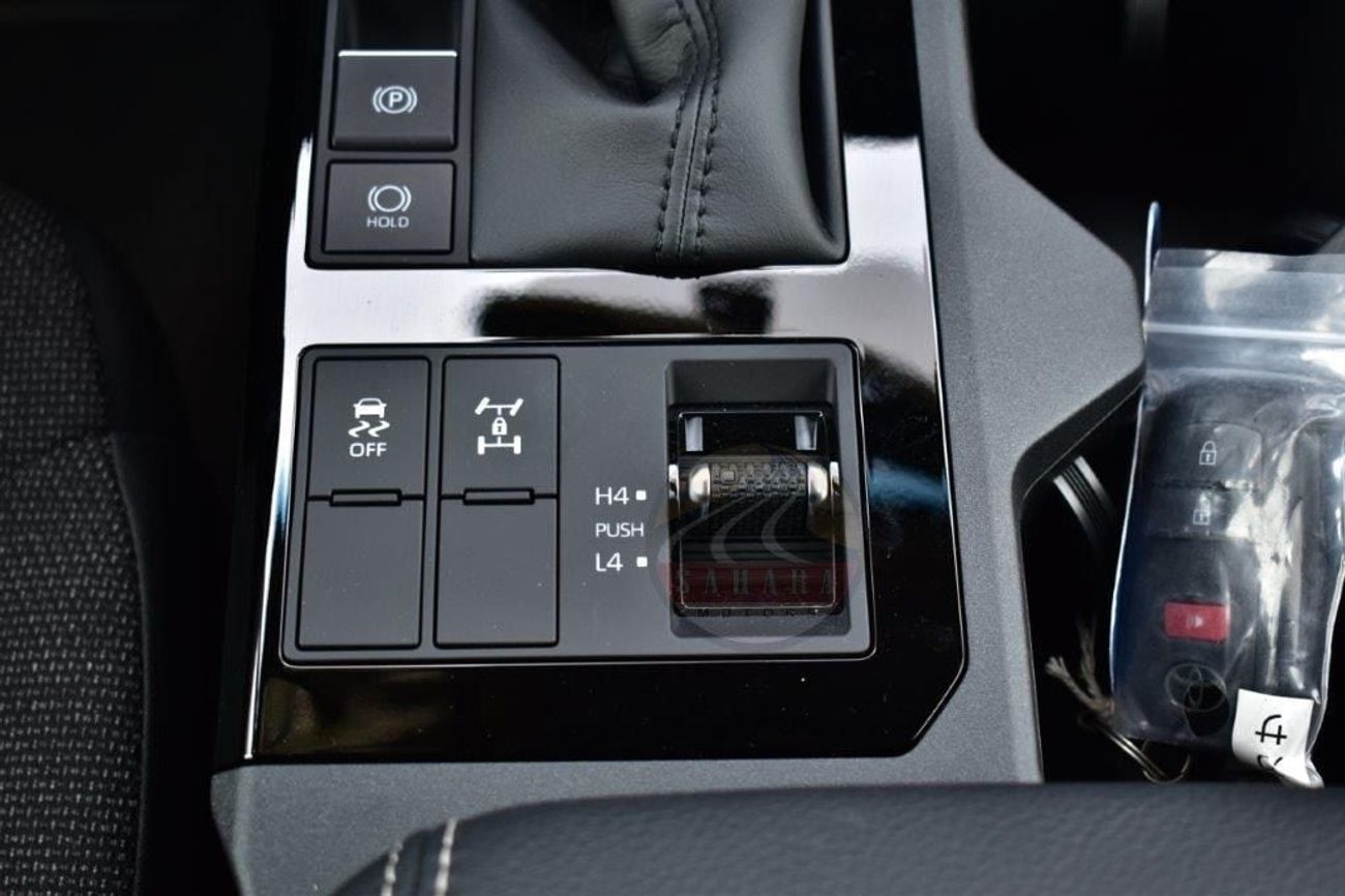 تويوتا برادو Toyota Prado TXL1 2.4L Petrol 4WD 7 Seat Automatic