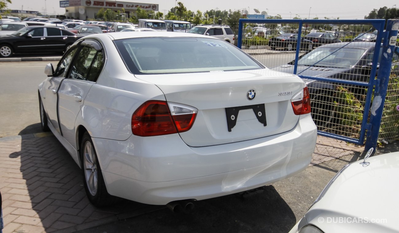 BMW 323 i