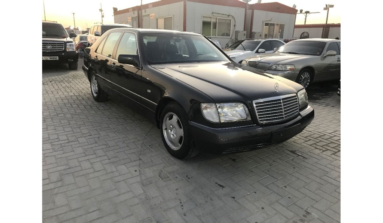 Mercedes-Benz S 320