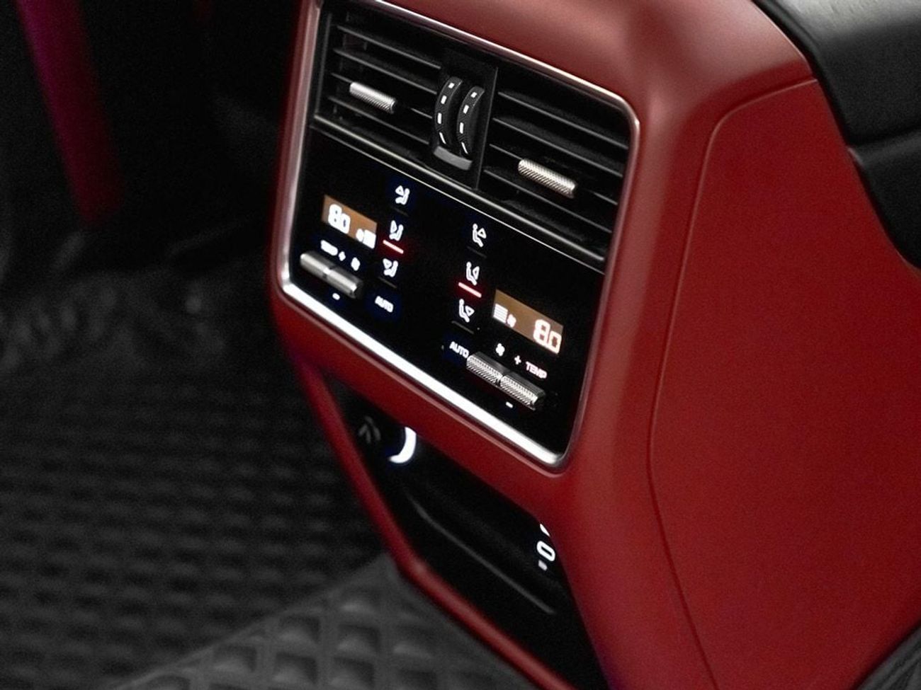 Porsche Cayenne Platinum Edition