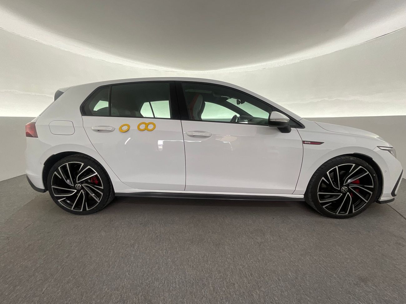 Volvo XC40 T4 R Design | Guaranteed Warranty | 0 Down Payment