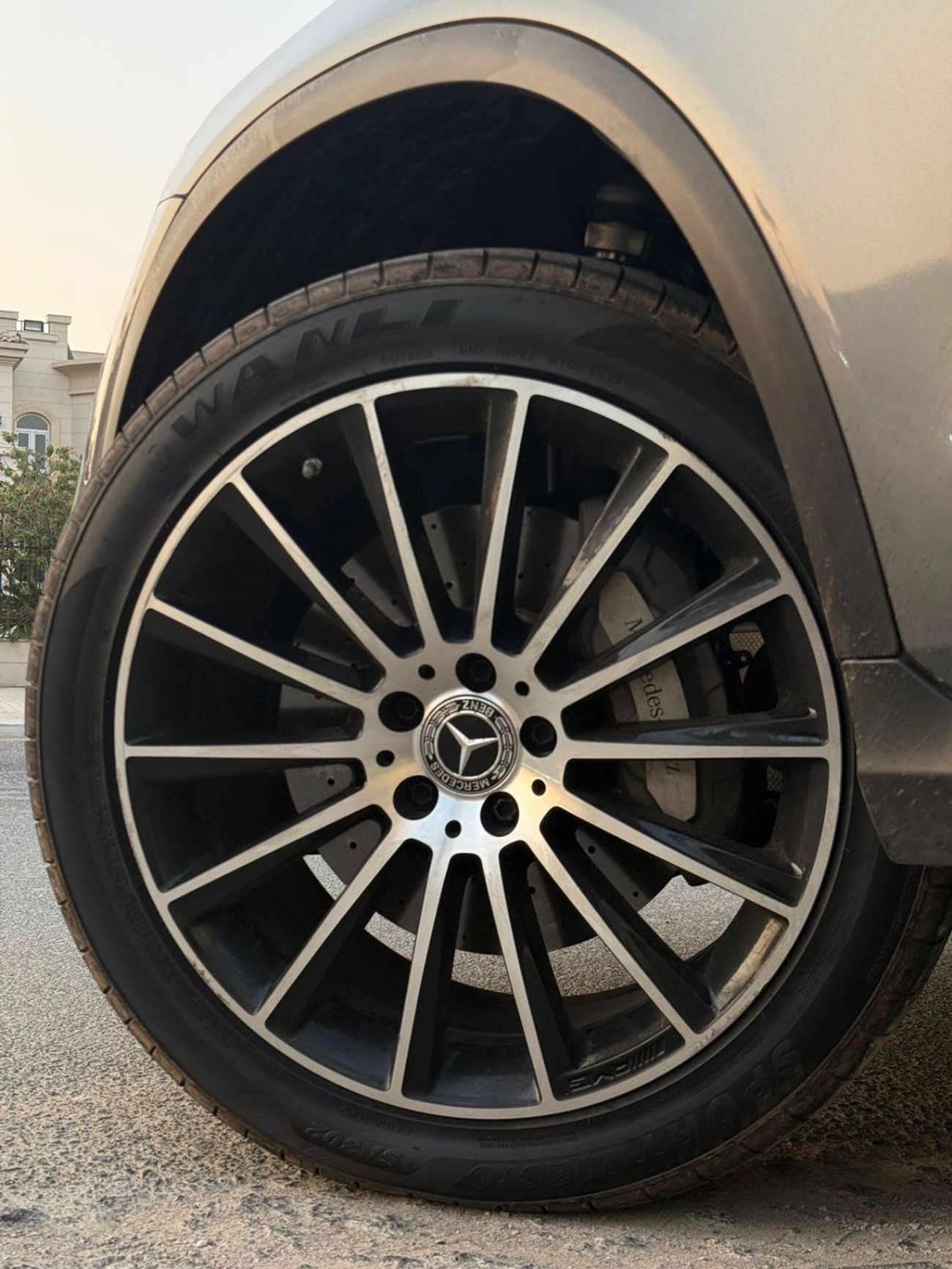 Mercedes-Benz GLC 300 Mercedes-Benz GLC 300 2019