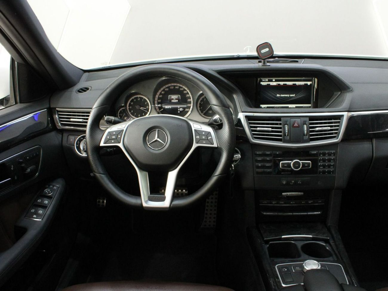 مرسيدس بنز E300 AMG | GCC
