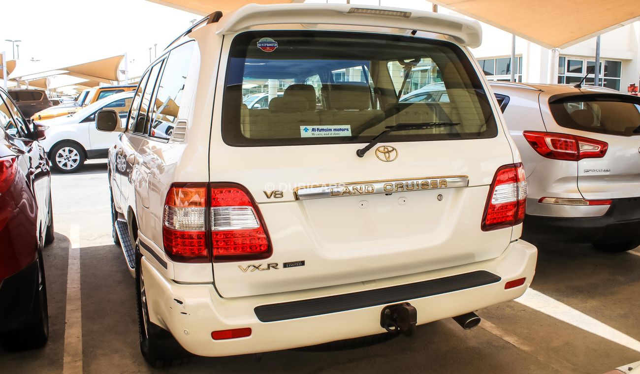 تويوتا لاند كروزر VXR V8