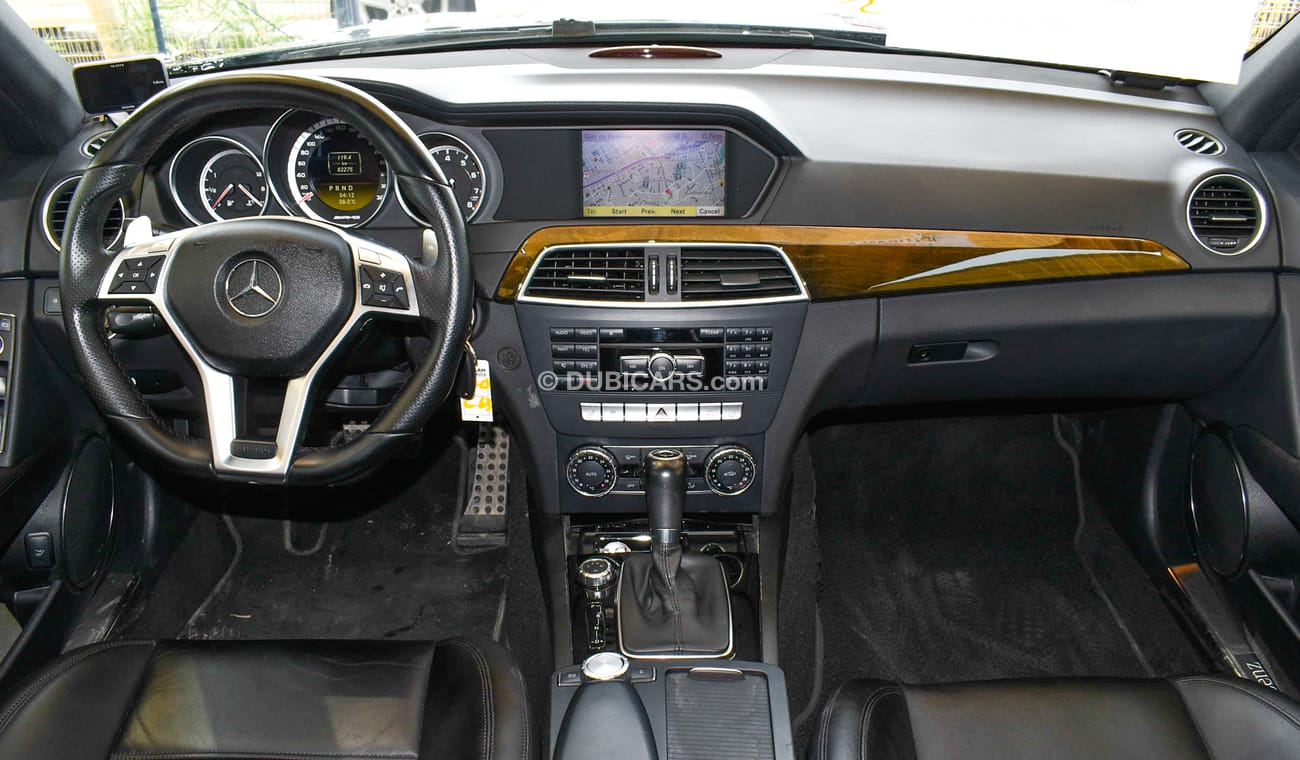 Mercedes Benz C63 AMG