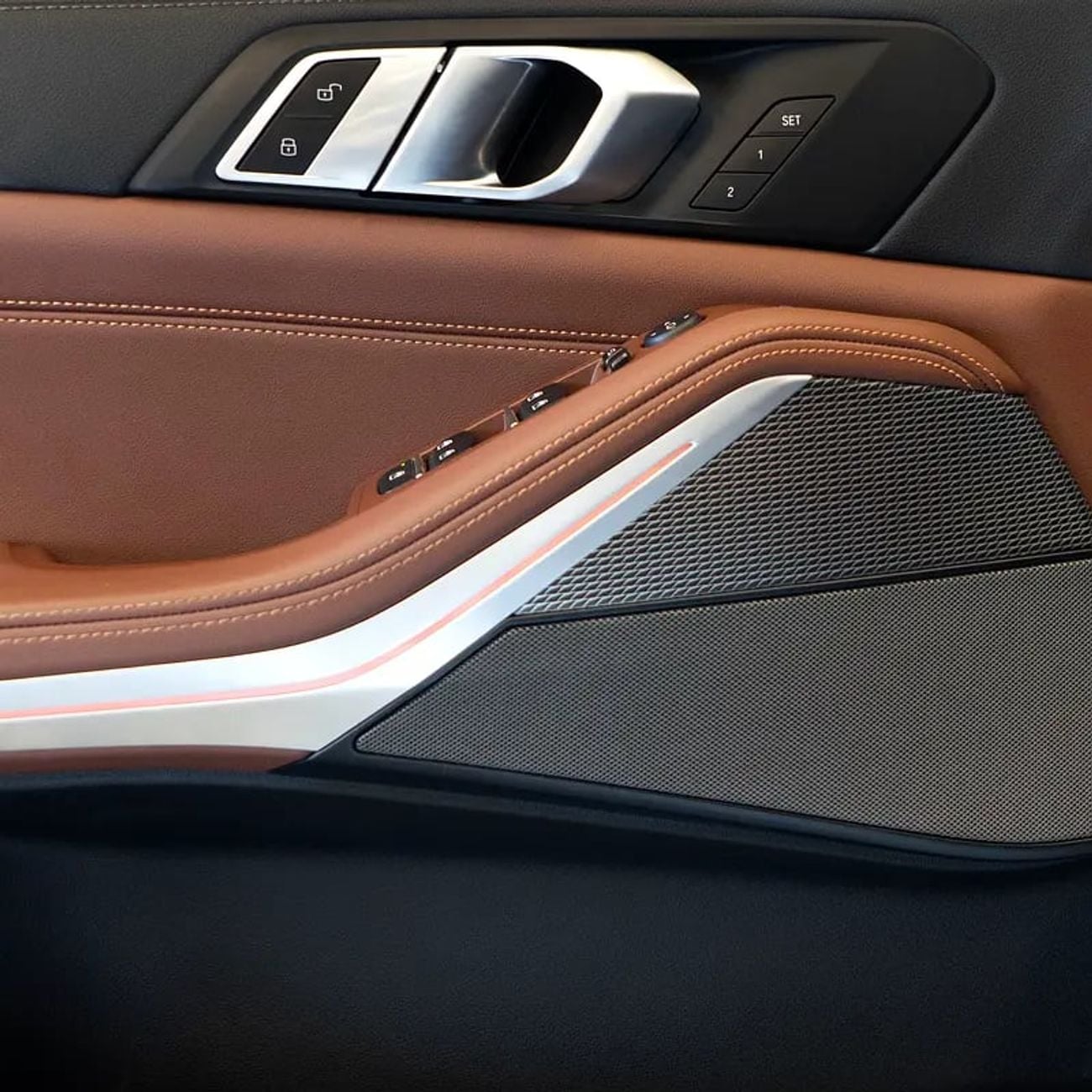 BMW X5 4,311 p.m • 0% Downpayment • xDrive40i M-Sport • Agency Warranty and Service Package