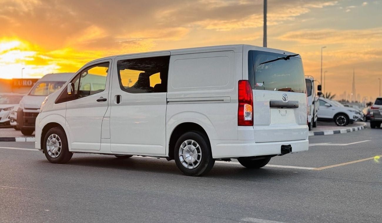 تويوتا هاياس PREMIUM CONDITION | 2.8L DIESEL ENGINE | REAR VIEW CAMERA | RHD