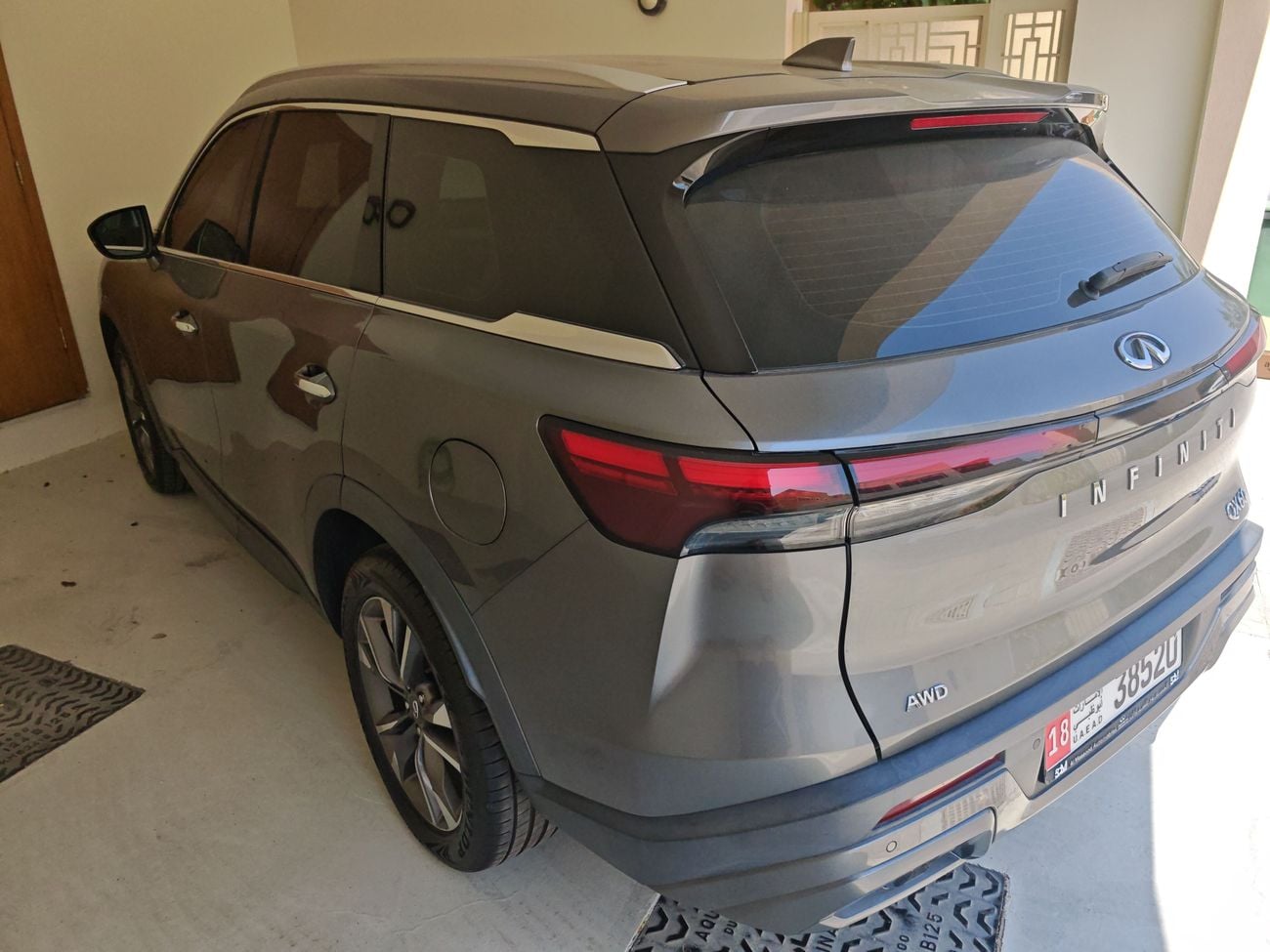 إنفينيتي QX60 LUXE
