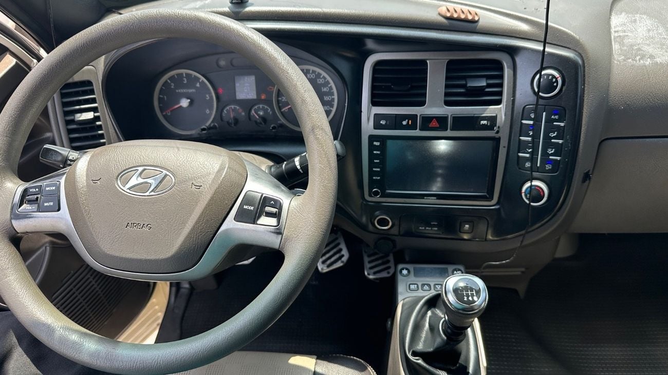 Hyundai Porter STD (NON GCC)