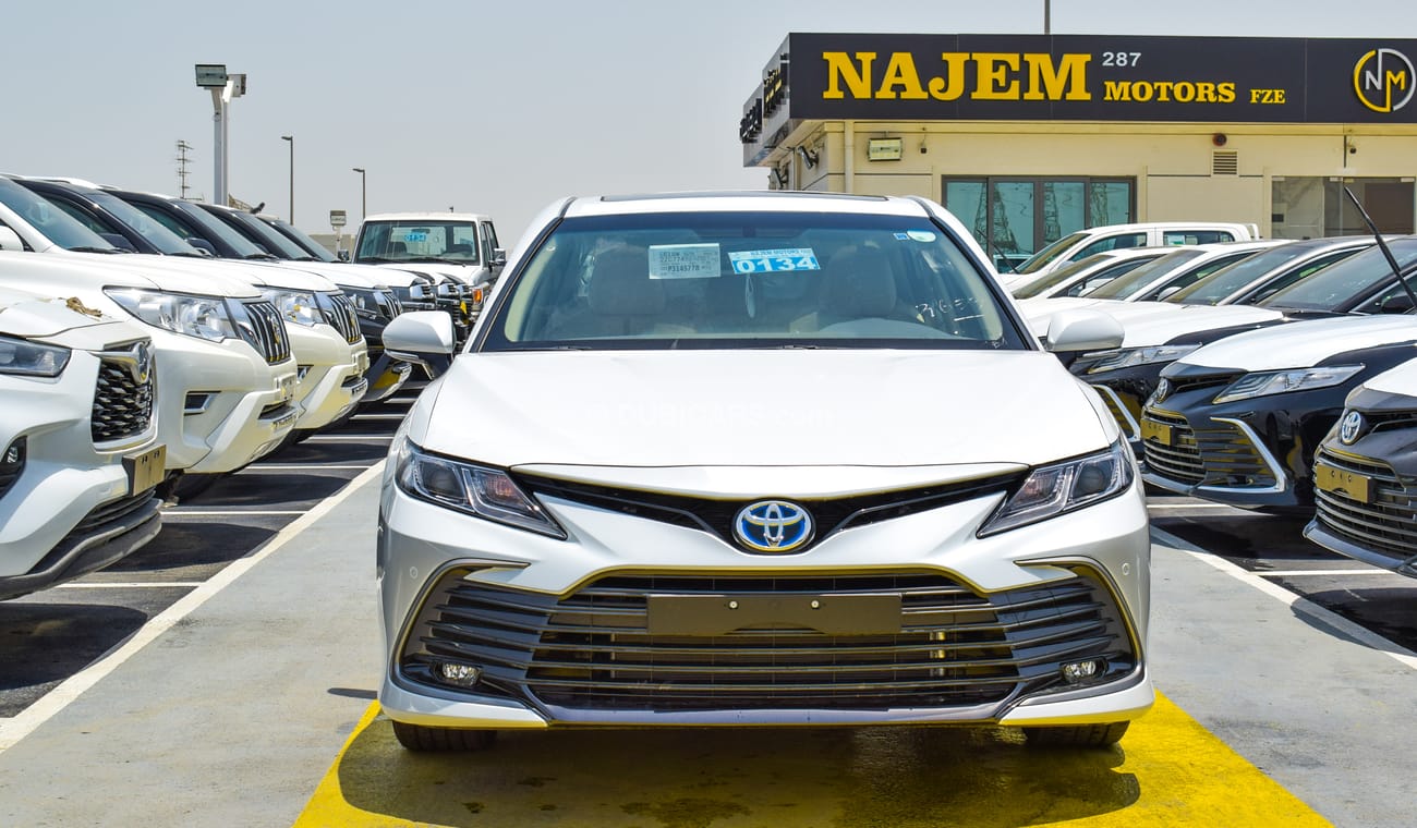 Toyota Camry GLE 2.5L Hybrid