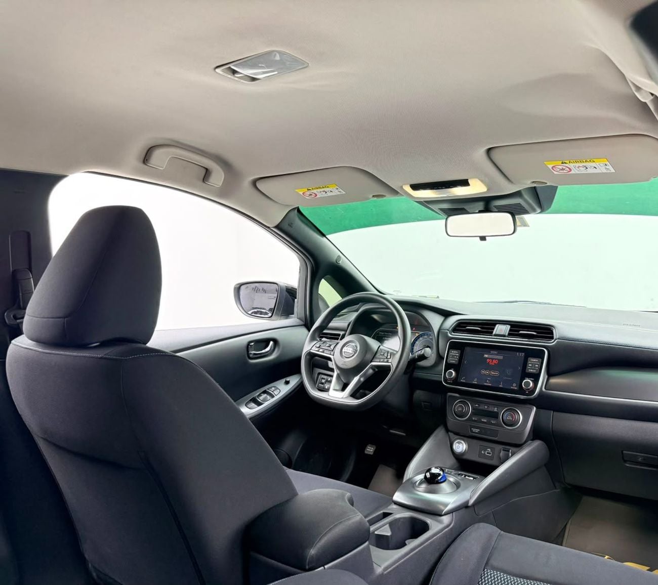 نيسان ليف 2019 Nissan Leaf, Very Low Km, Zero Emission, Fully Loaded, Excellent Condition, GCC