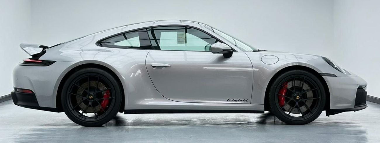 بورش 911 2026 Porsche 911 Carrera GTS T-Hybrid, Brand New, 2 Years Porsche Warranty, Excellent Condition, GCC