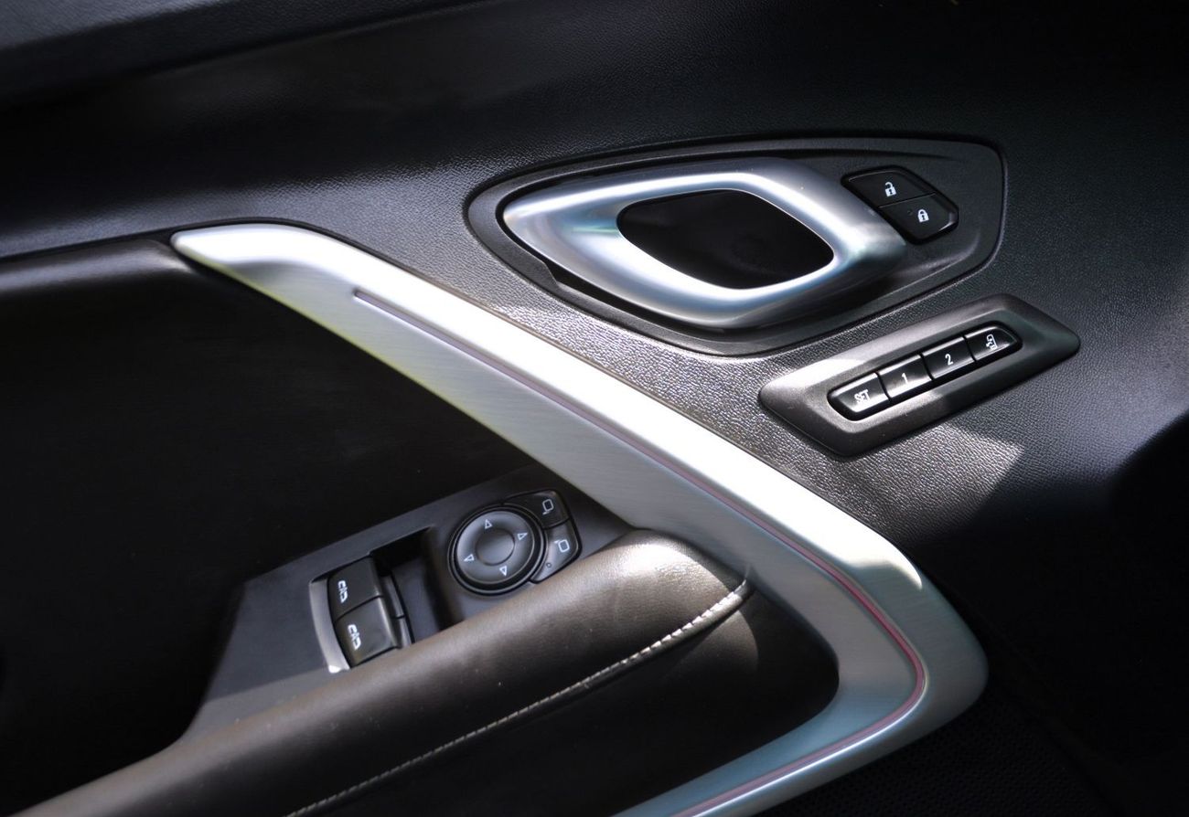 Chevrolet Camaro 2SS SS 6.2L//CLEAN TITLE //LOOW MILEG//FULL OPTION بحالة ممتازة تدخل السعودية